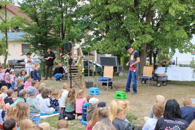 100 Jahre Martin-Luther-Kindertagesstätte in Lonnerstadt