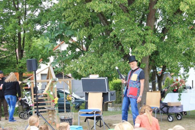 100 Jahre Martin-Luther-Kindertagesstätte in Lonnerstadt