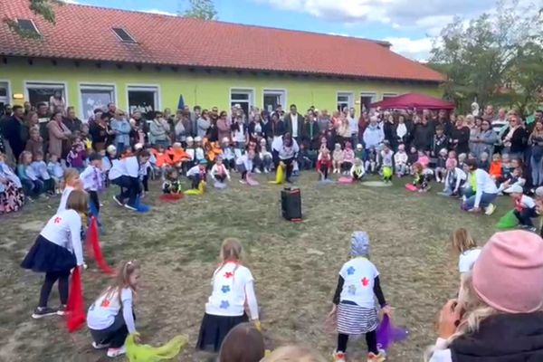 Kita-Familienfest mit Wasserspaß und Naturerlebnissen